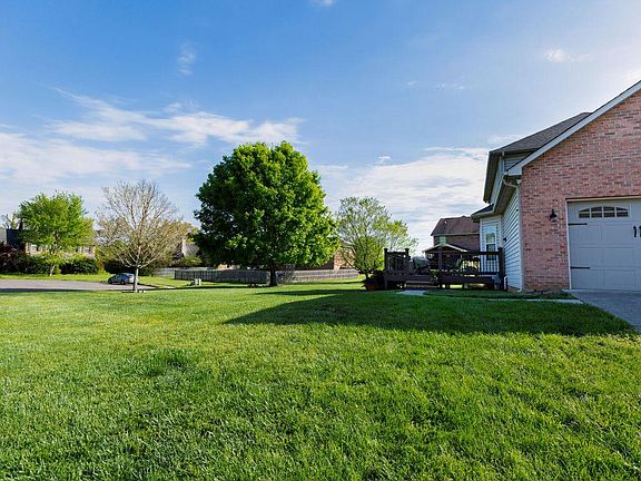 3rd image of 7419 Bellcastle Ct