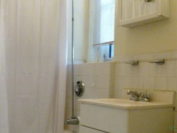 107 Queensberry St. #12 Boston - Fenway Unit Photo 3