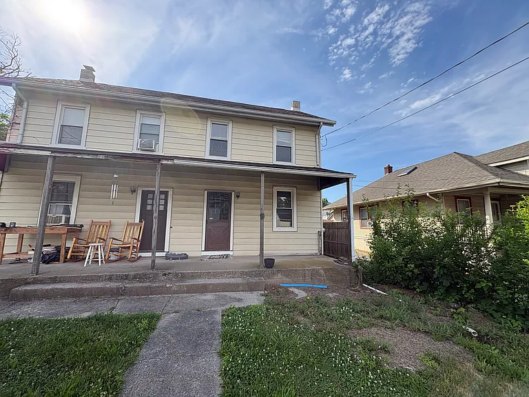 right side for rent