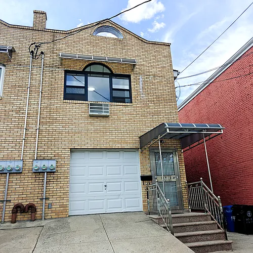 14715 Elm Ave #2 Photo 1