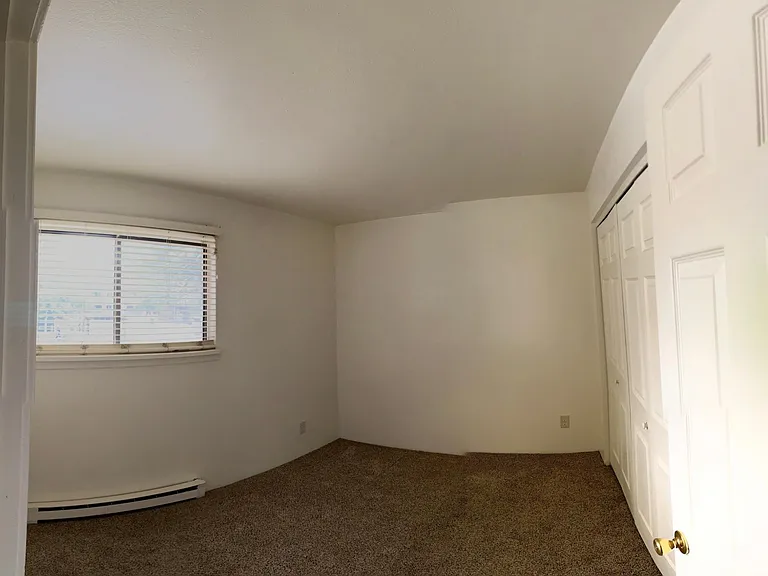 Spruce Street Apartments — Photo 5