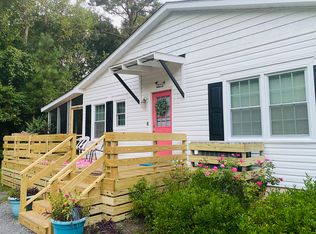271 Minnow Dr, Pawleys Island, SC 29585