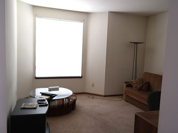 5th image of 5534 Encino Ave APT 215