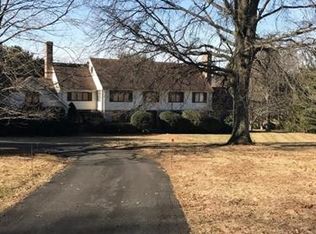 11 Corey Ln, Mendham, NJ 07945