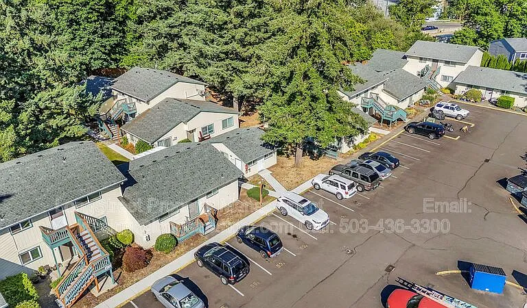 11353 SW Greenburg Rd #D — Photo 16