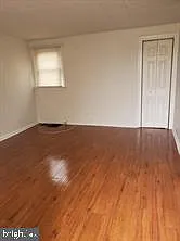 2 bed, 1.0 bath, 644 sqft, $1,975 — Photo 2