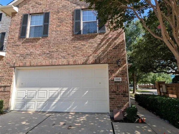 200 Inverness Dr, Lewisville, TX 75067