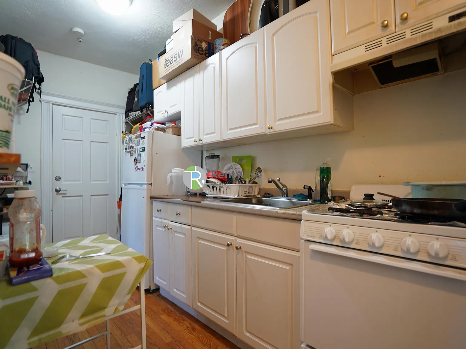 2 bed, 550 sqft, $2,550 — Photo 4