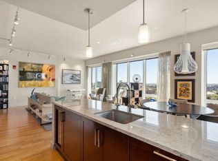 400 Stuart St #16E, Boston, MA 02116