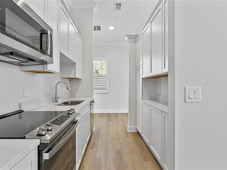 1903 W Bristol Ave #2 — Photo 30