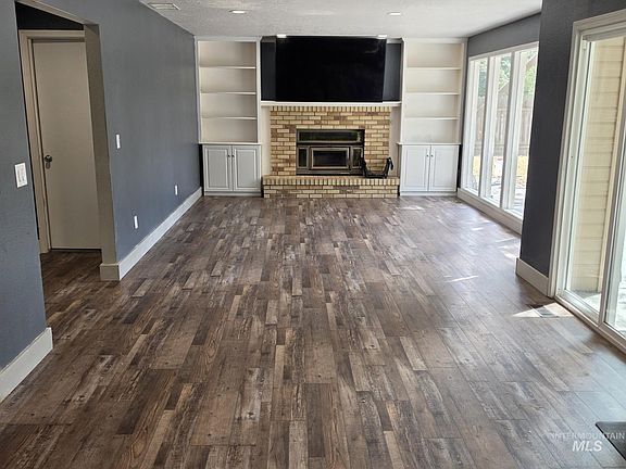4th image of 3201 S Riva Ridge Way