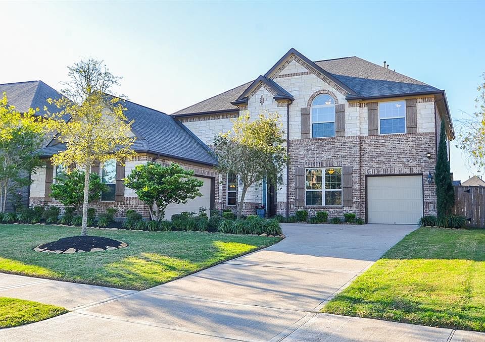 1st image of 9918 Hutton Park Dr