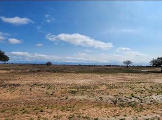 5399 Teal Ln, Columbus, TX 78934