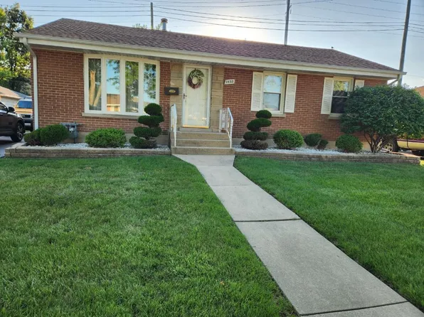 1432 Victoria Ave, Berkeley, IL 60163