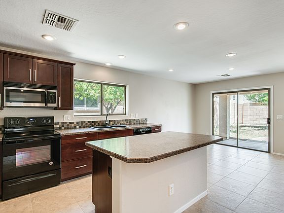2nd image of 18350 W Arcadia Dr