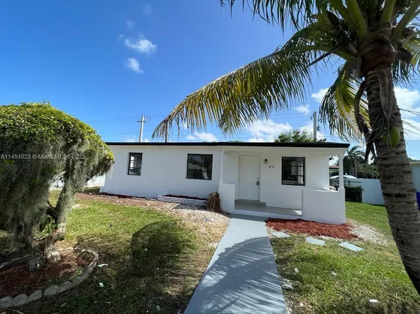 2616 Fletcher St, Hollywood, FL 33020