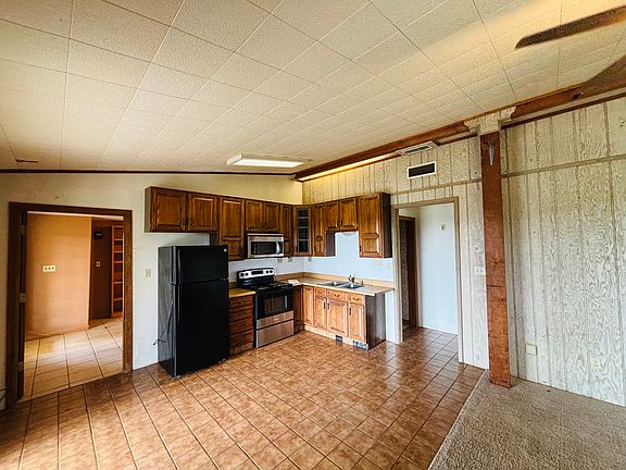 3rd image of 3084 Old Hwy
