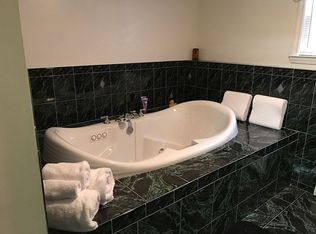 1 Pheasant Ln, Clinton, MA 01510