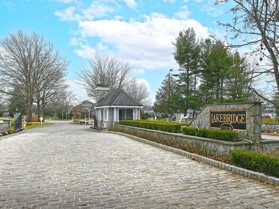 79 Lakebridge Drive S, Kings Park, NY, 11754