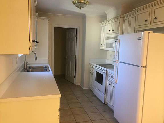 5th image of 3001 Rice St