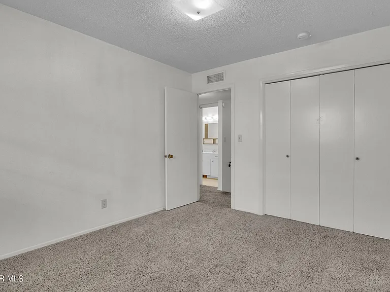 10537 Gran Cima Ln #D — Photo 15
