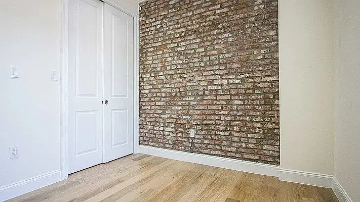 1075 Greene Avenue — Photo 4
