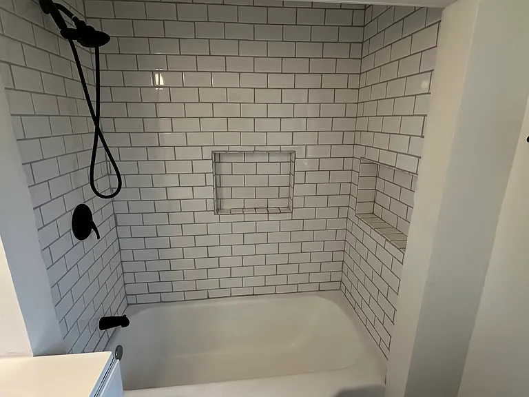 227 W Church Ave — Photo 12