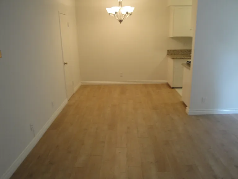 11707 Darlington Ave #UPPER — Photo 3