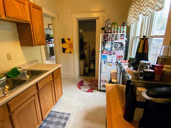 5th image of 815 Delta Ave