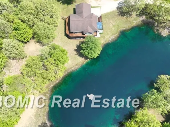 5770 Ormes Rd, Vassar, MI 48768