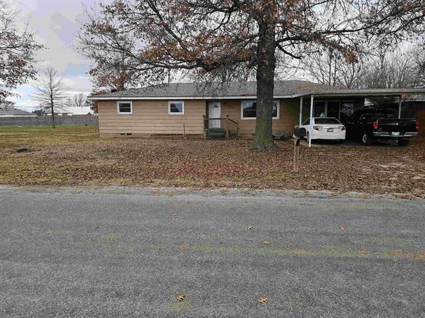 721 Veterans Dr, Garber, OK 73738