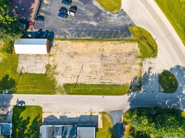 801 French St, Peshtigo, WI 54157