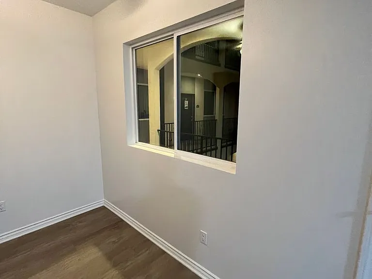 Yaya Laurel 1 Apartments — Photo 19