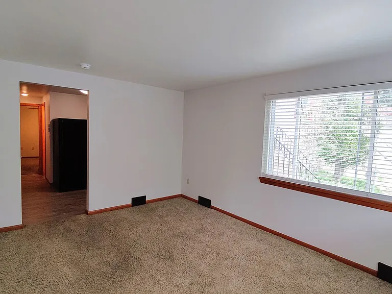 10 Pointview Rd #B — Photo 2