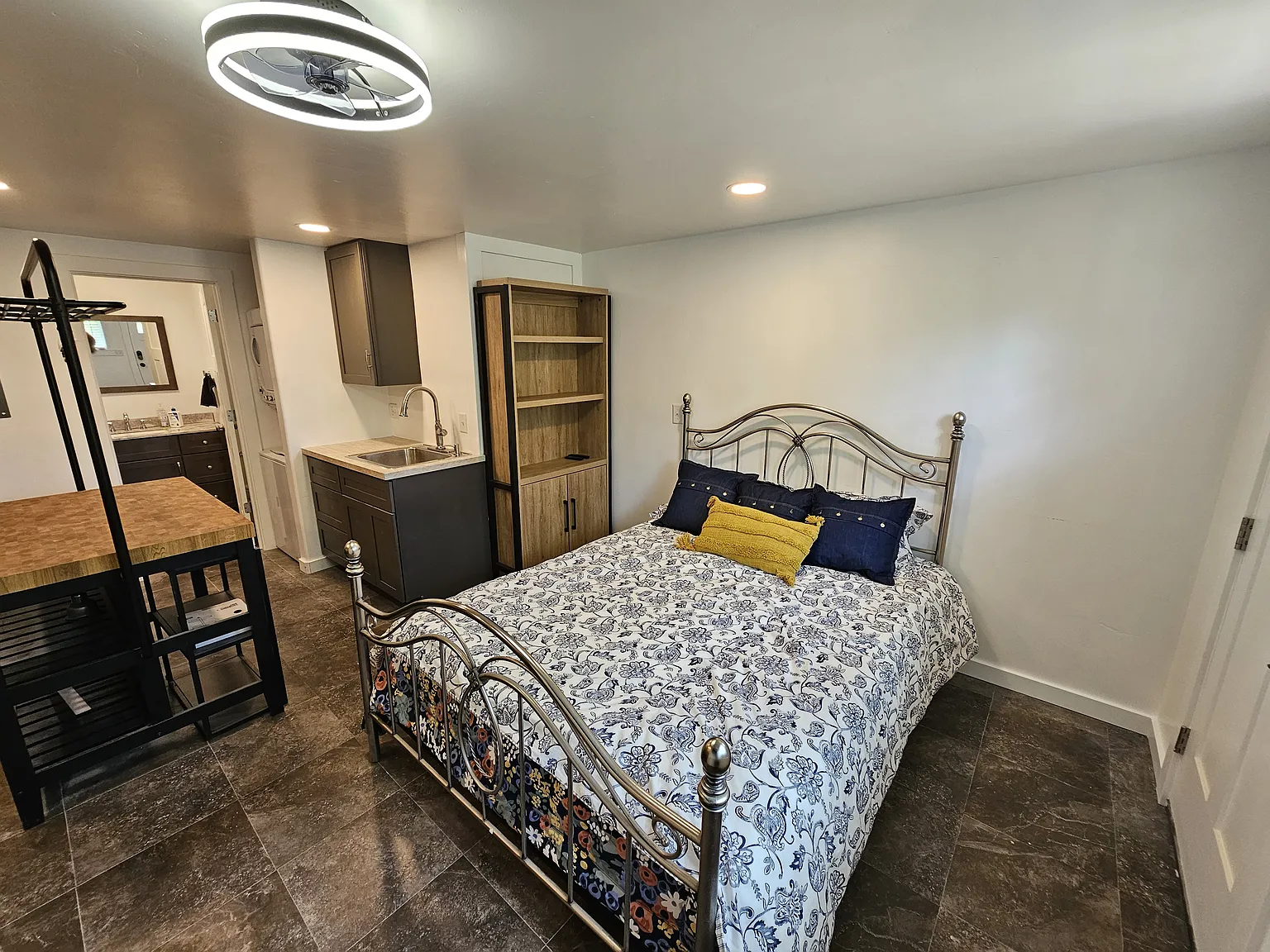 45 N 200 W — Photo 4