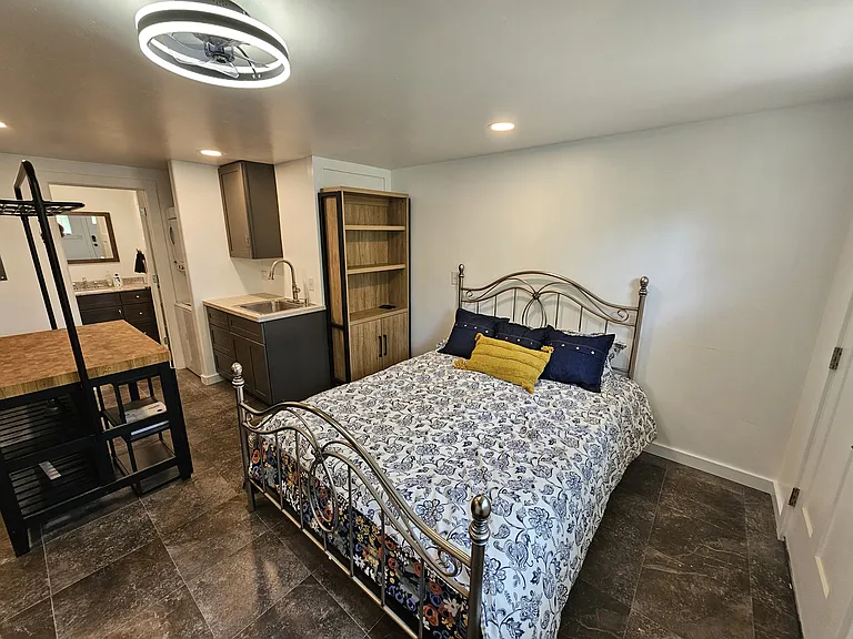 45 N 200 W — Photo 4
