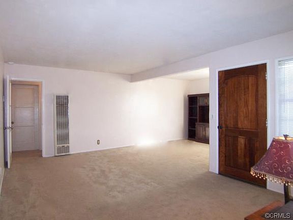 5th image of 2111 S Rosewood Ave