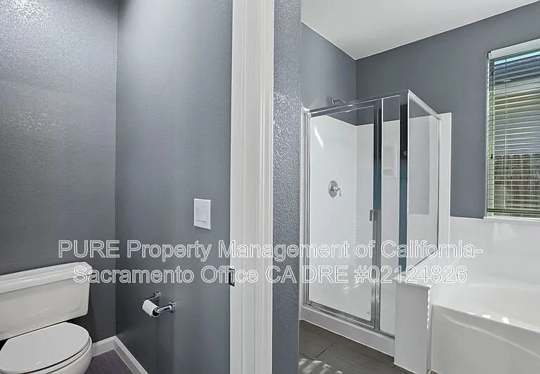 1518 Sandmark Dr — Photo 4