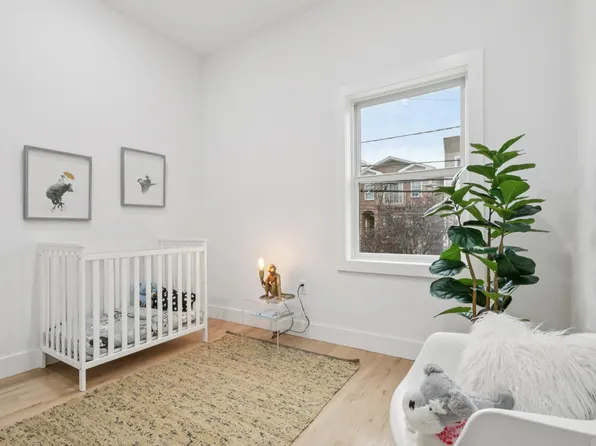 78 Beacon Avenue image 27 of 50