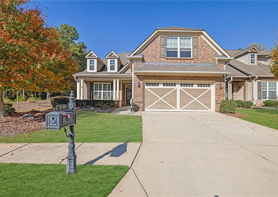 3708 Majestic Oak Dr