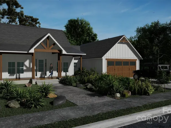 55 Haywood Crossing Dr, Hendersonville, NC 28791