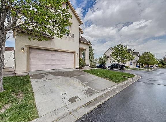 3rd image of 3576 S Chandlery Pl