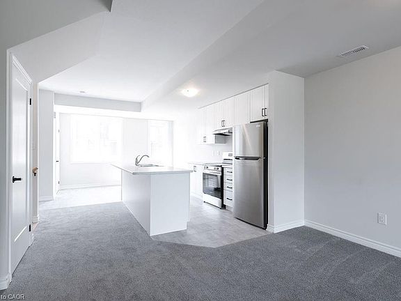 4th image of 677 Park Rd N #60