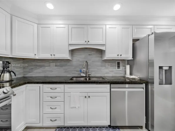 4250 Galt Ocean Dr APT 1J, Fort Lauderdale, FL 33308