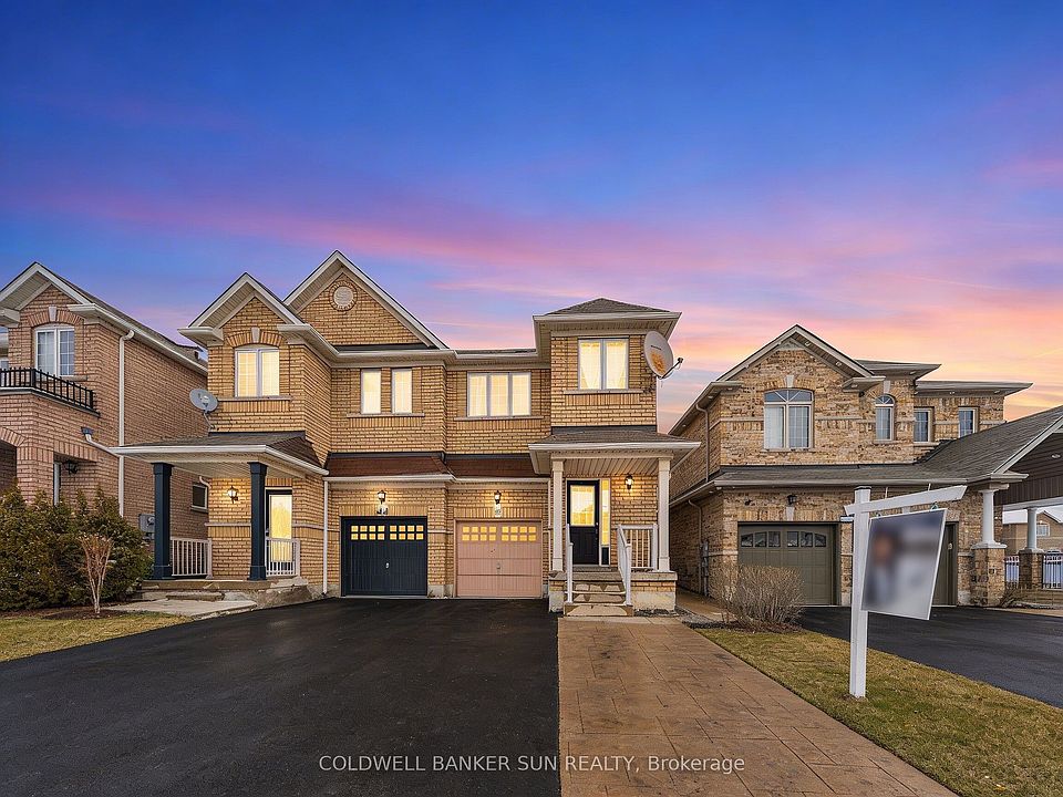 1st image of 146 Crystalview Cres