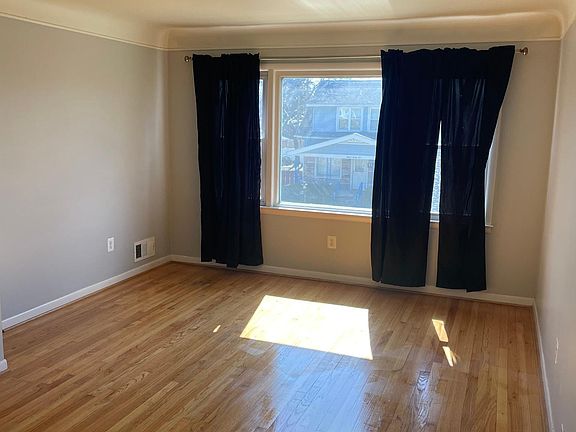 5th image of 1130 Progress Ave