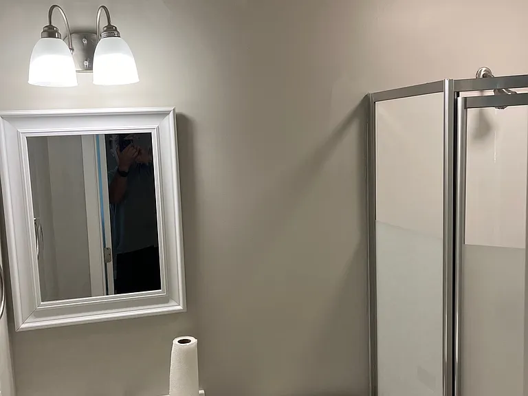 Ensuite #1 Bathroom