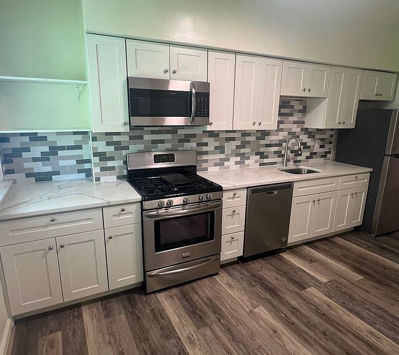 1st image of 364 Oakland Ave #1
