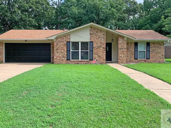 4208 Monroe Dr, Texarkana, TX 75503