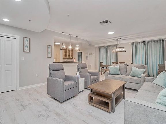 2nd image of 3738 Sandpiper Rd APT 424B